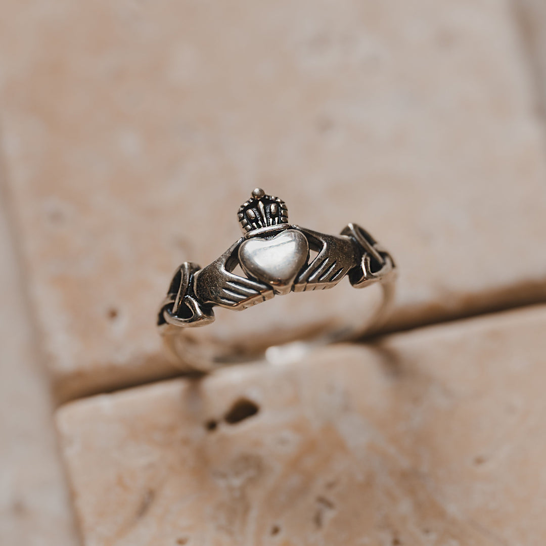 The Classic Claddagh